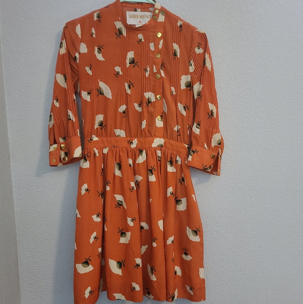 Floral dress with pockets